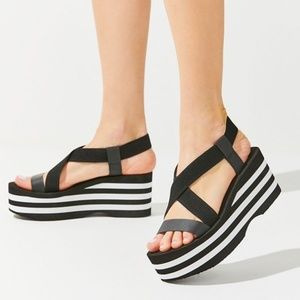 NIB Rocket Dog Black White Platform Sandal Sz 8